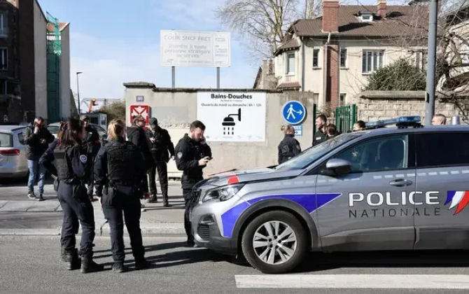 Parisdə 15 min sakin təxliyə edildi