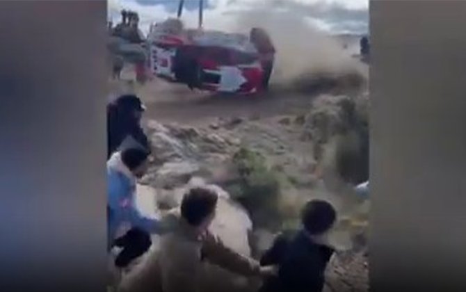 Yarışda faciə - Azarkeşlərdən biri öldü