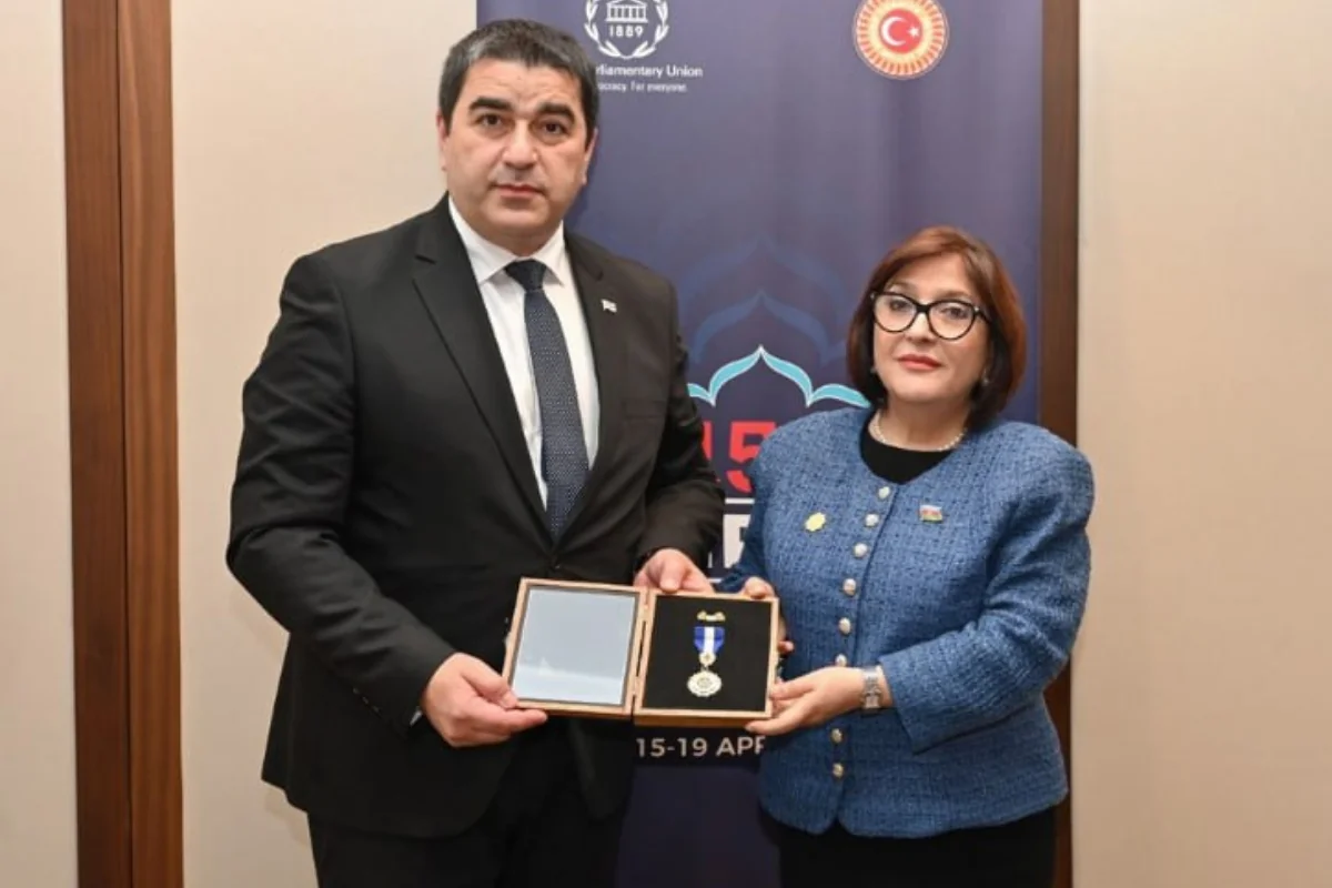 Gürcüstan tarixində ilk: Yeni mükafat azərbaycanlıya təqdim edildi