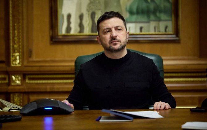 Zelenski Kiyev rəhbərliyini tənqid edib