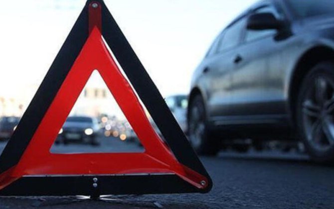 Pirallahıda avtomobil piyadanı vuraraq öldürüb