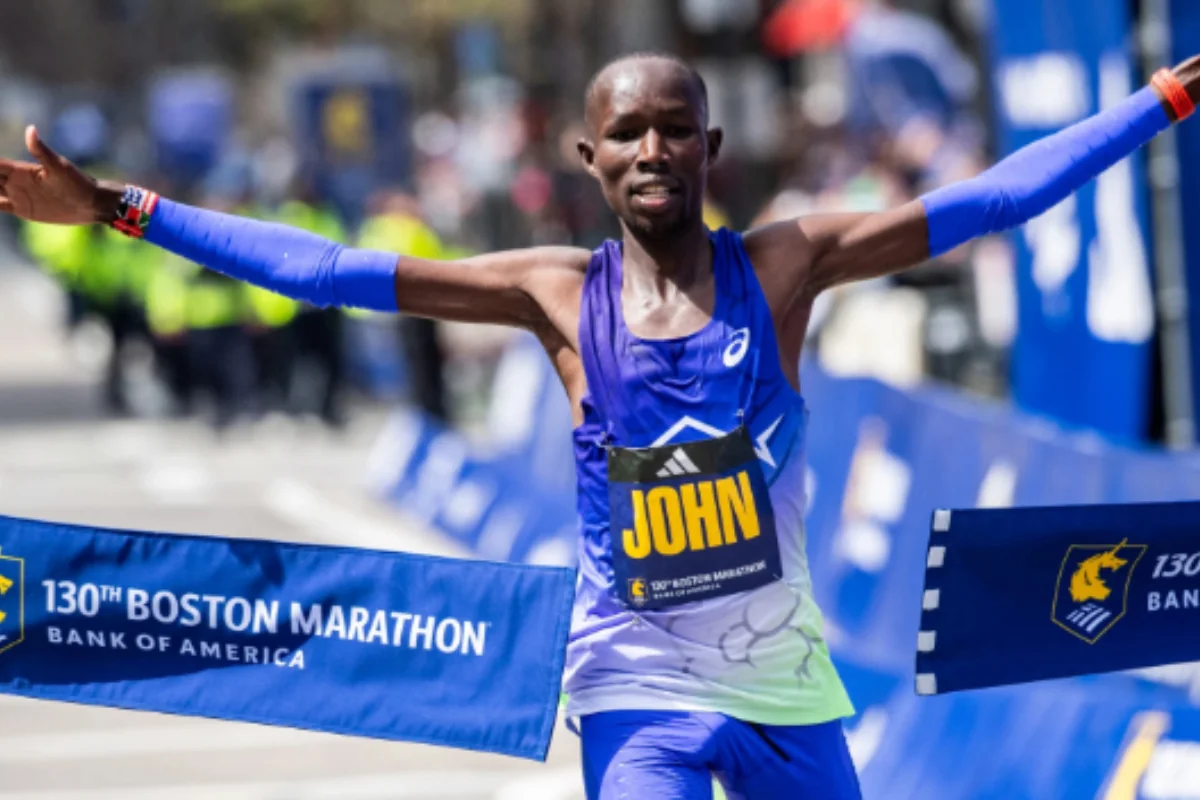 Кенийский бегун выиграл Бостонский марафон 2026 с рекордом трассы