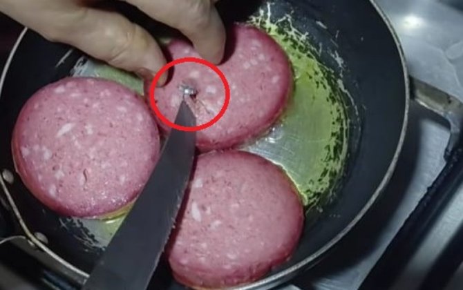 Kolbasanın içindən görün nə çıxdı - VİDEO