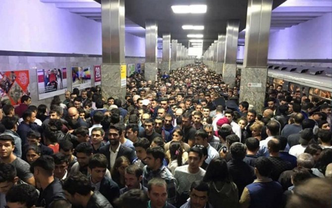 Bakı metrosunda sıxlıq yarandı