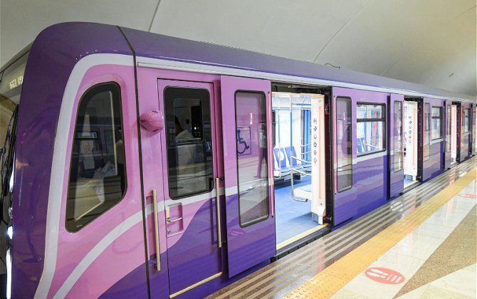 В бакинском метро сократили интервалы между поездами