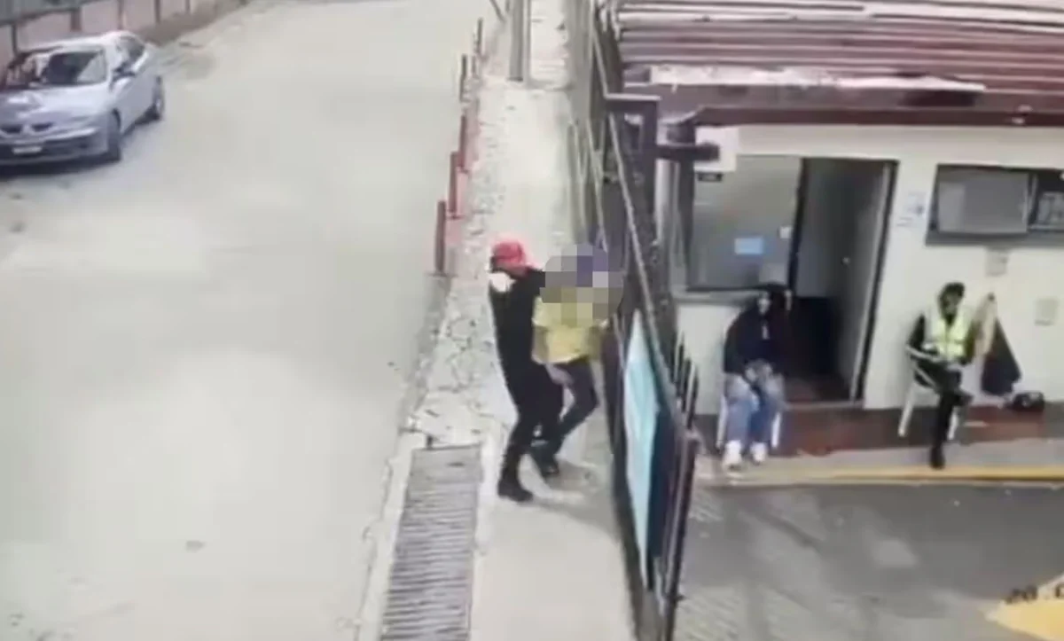 Прохожий зарезал двух человек на съемках популярного сериала в Колумбии - ВИДЕО