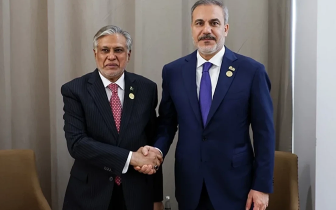 Hakan Fidan və İshaq Dar arasında telefon danışığı olub - FOTO