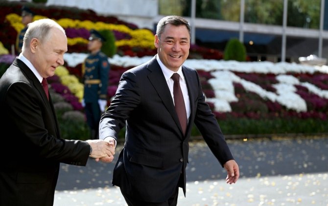 Жапаров отправился в Москву на встречу с Путиным