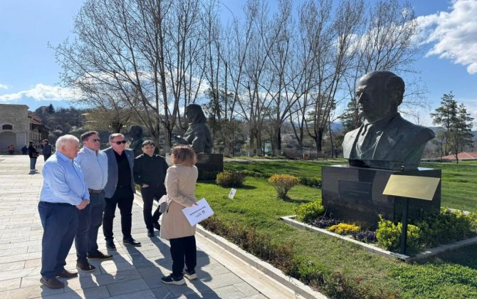 İrlandiya parlament nümayəndə heyəti Şuşa və Xankəndi şəhərlərində olub - FOTO