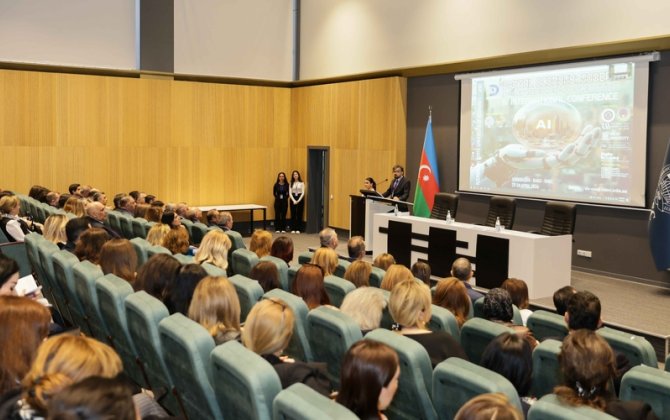 UNEC-də “Rəqəmsal iqtisadiyyat: Müasir çağırışlar və real imkanlar” mövzusunda IV beynəlxalq konfrans öz işinə başlayıb - FOTO