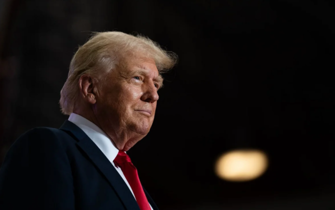 Tramp: İranla müqavilə yalnız ABŞ-yə sərf edəndə bağlanacaq