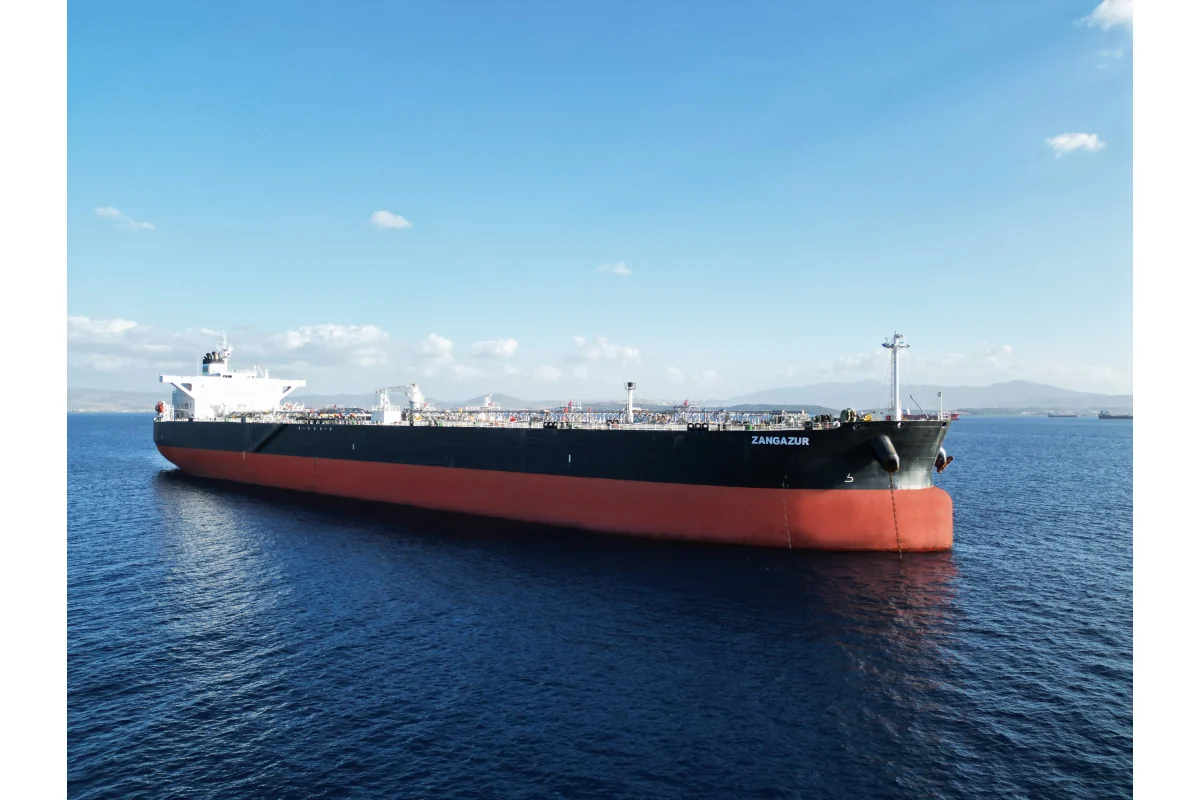 Azərbaycanın beş gəmisi Avropa İttifaqının sanksiya siyahısından çıxarıldı - FOTO