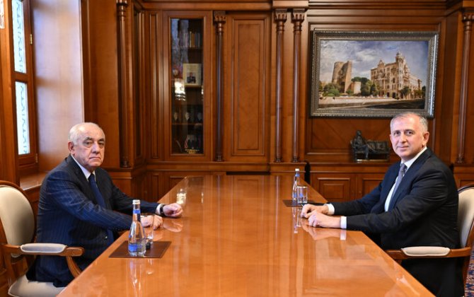 Əli Əsədov Gürcüstanın Azərbaycandakı səfiri ilə görüşüb