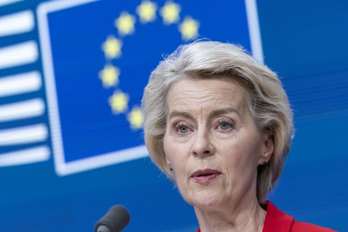 Von der Leyen: Aİ İrana qarşı müharibəyə görə 25 milyard avro itirib