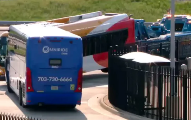 Pentaqon yaxınlığında iki avtobus toqquşub, azı 23 nəfər xəsarət alıb