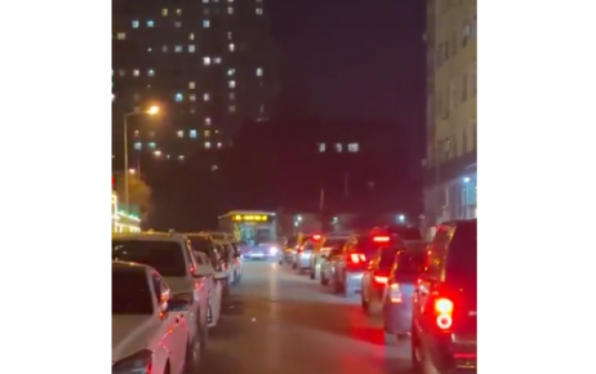 Bakıda avtobuslar bu yolu keçə bilmirlər - VİDEO