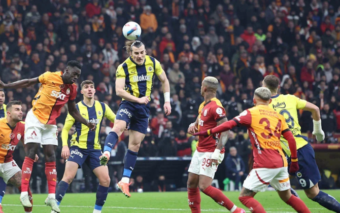 Türkiyə Superliqası: Bu gün İstanbul derbisi olacaq