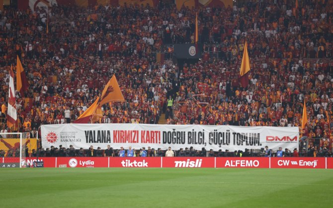 Türkiyə Superliqasında “Dezinformasiyaya qırmızı kart” mesajı - FOTO