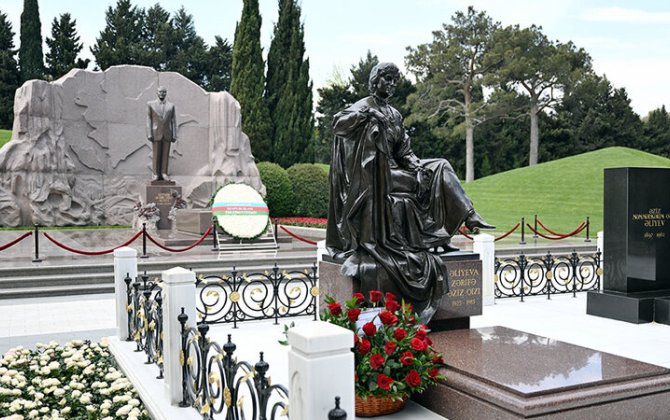 Zərifə Əliyevanın 103-cü ildönümü münasibətilə tədbirlər keçirildi - FOTOLAR