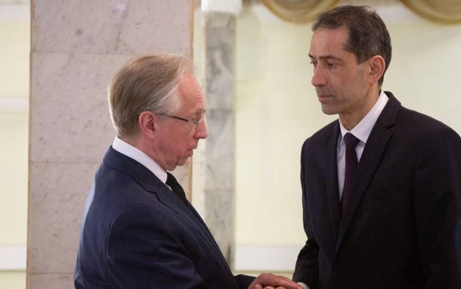 Мустафаев и Галузин обсудили отношения Баку и Москвы