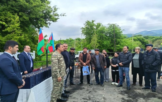 Növbəti köç karvanı Qırmızı Bazar qəsəbəsinə çatıb, açarlar təqdim edilib - FOTO