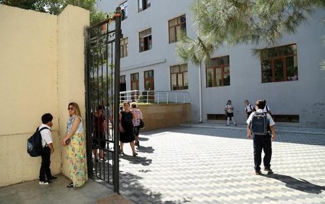 В школах изменились правила приема в русский сектор