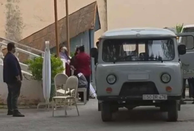 В Сумгайыте больницу №3 поэтапно выводят из эксплуатации из-за аварийного состояния