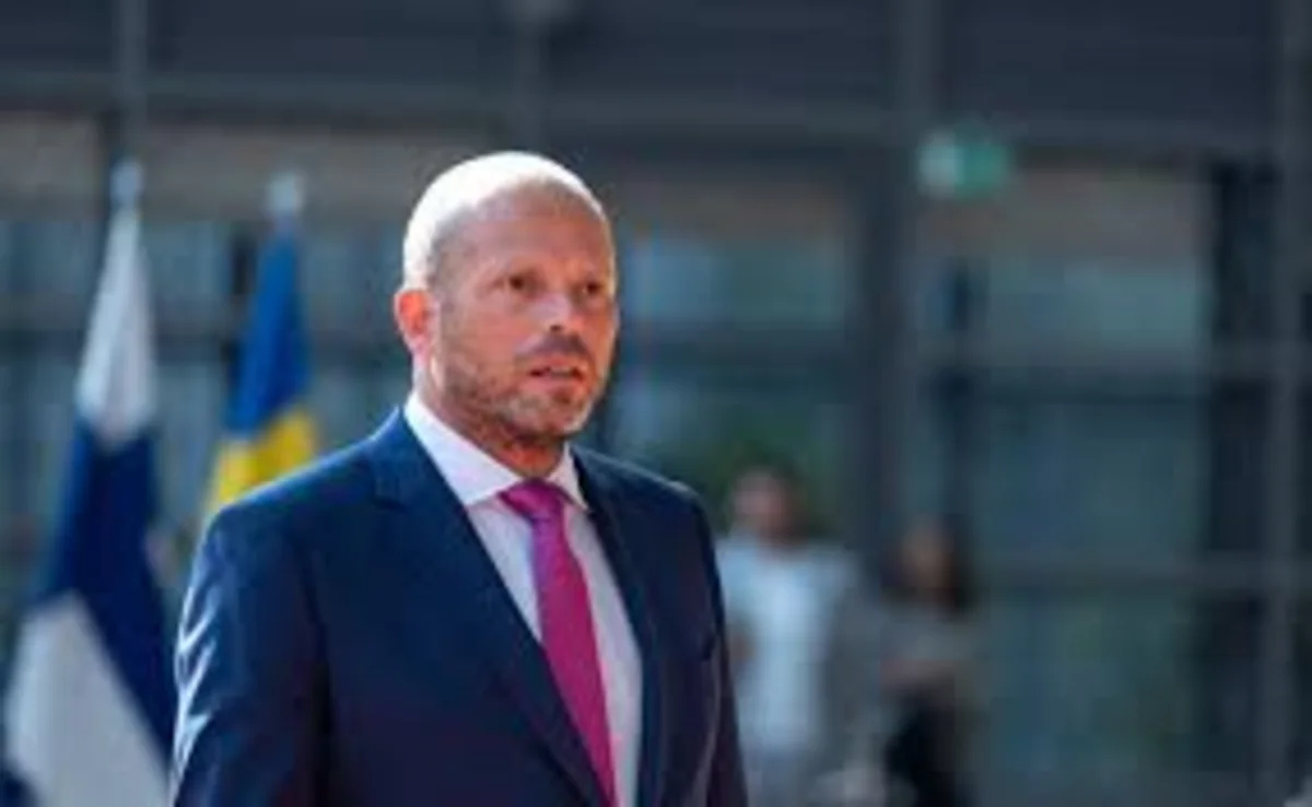 Глава МО Бельгии признал правоту Трампа по вопросу НАТО