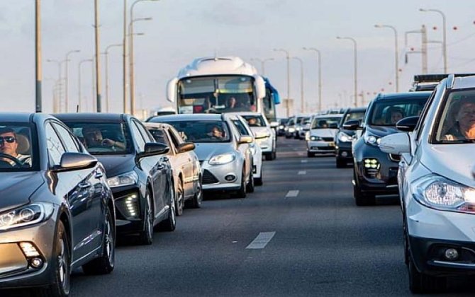Sürücülərin NƏZƏRİNƏ: Bakıda nəqliyyatın hərəkəti monitorinq ediləcək