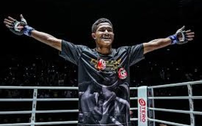 Эльвин Кязымов стал победителем международного турнира по муайтай в Таиланде