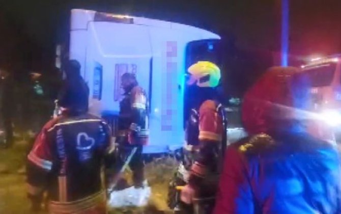 В Турции перевернулся пассажирский автобус, погибли 3, пострадал 31 человек
