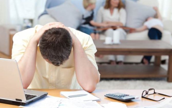 Mənfi kredit tarixçəsi kredit əlçatanlığını necə formalaşdırır? – İqtisadçı və hüquqşünasdan AÇIQLAMA