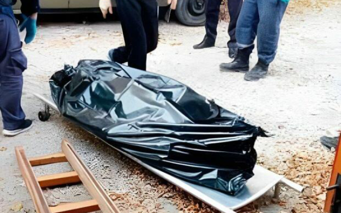 İş başında halı pisləşən fəhlə dünyasını dəyişdi