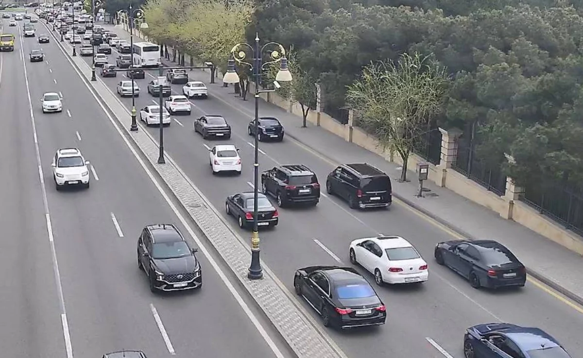 Bakının bu küçələrində sıxlıq var - SİYAHI