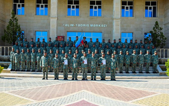 “Müddətdən artıq həqiqi hərbi xidmət hərbi qulluqçularının hazırlığı kursu”nun növbəti buraxılış mərasimi keçirilib - FOTO/VİDEO