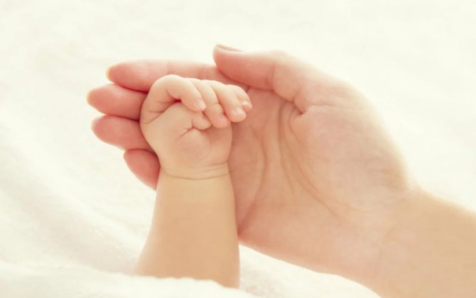 Azərbaycanda ana ölümləri niyə azalmır? Həkim şok səbəbləri AÇIQLADI