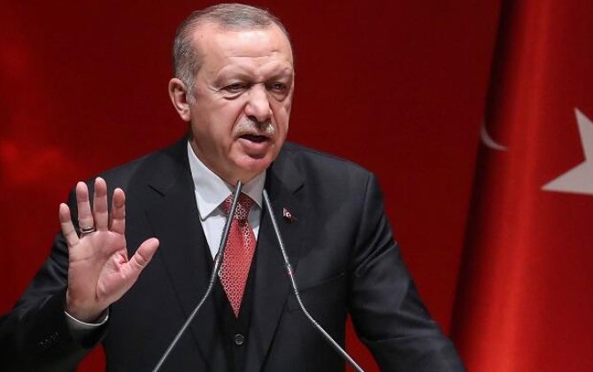 Эрдоган не пустил Макрона из Армении в Турцию после переговоров с Баку