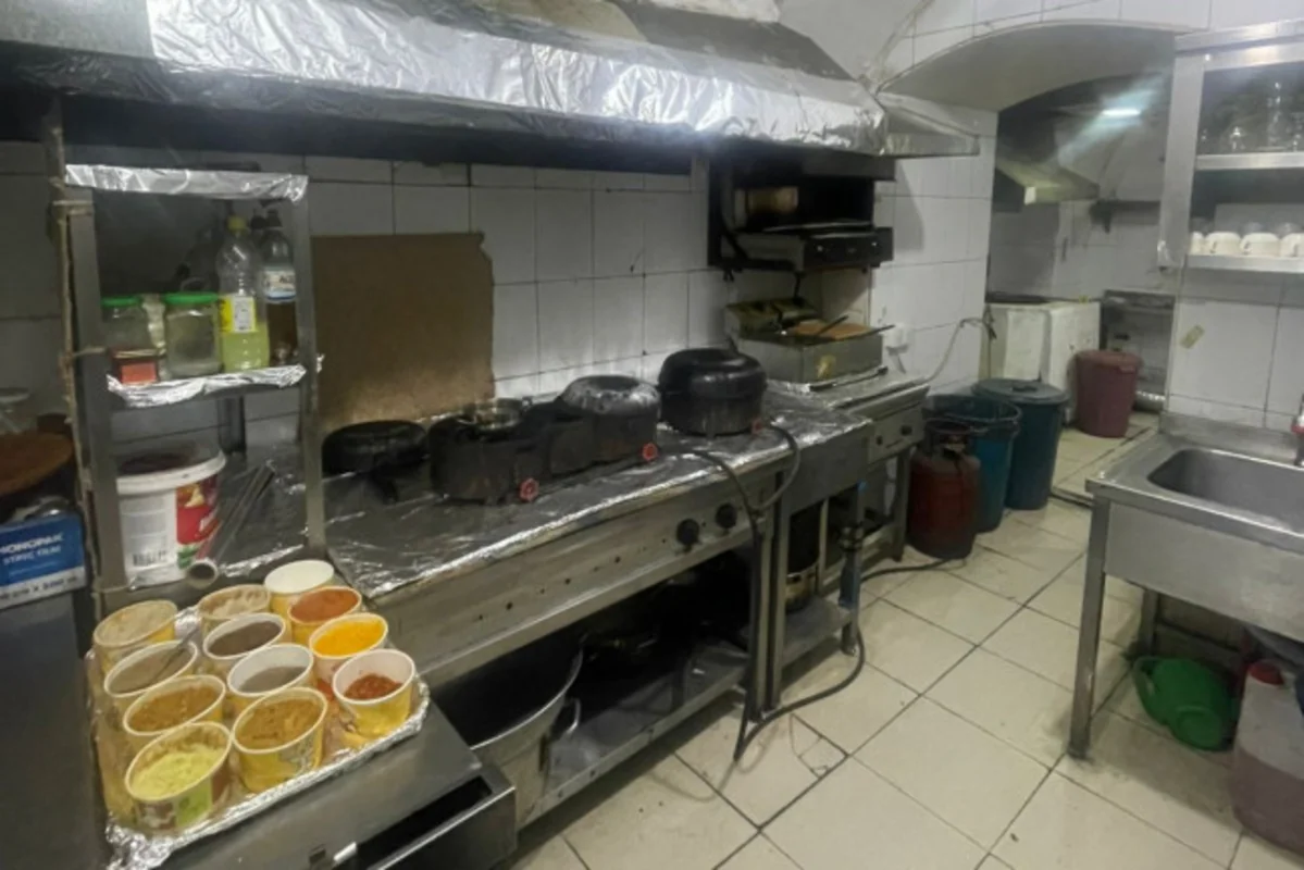 Bakıda bu müəssisənin fəaliyyəti dayandırıldı - FOTO