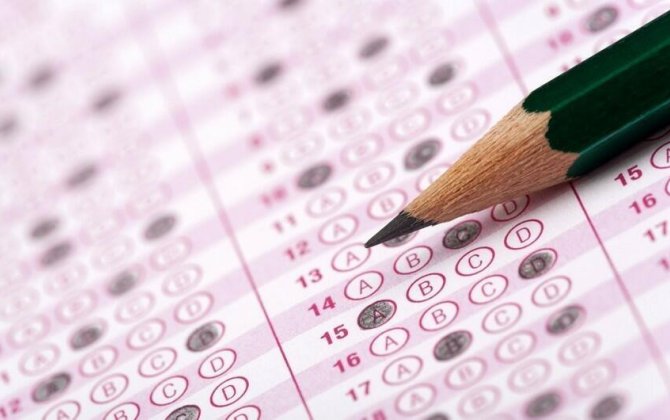 Vəkilliyə namizədlər üçün ixtisas imtahanının test mərhələsi keçirilir