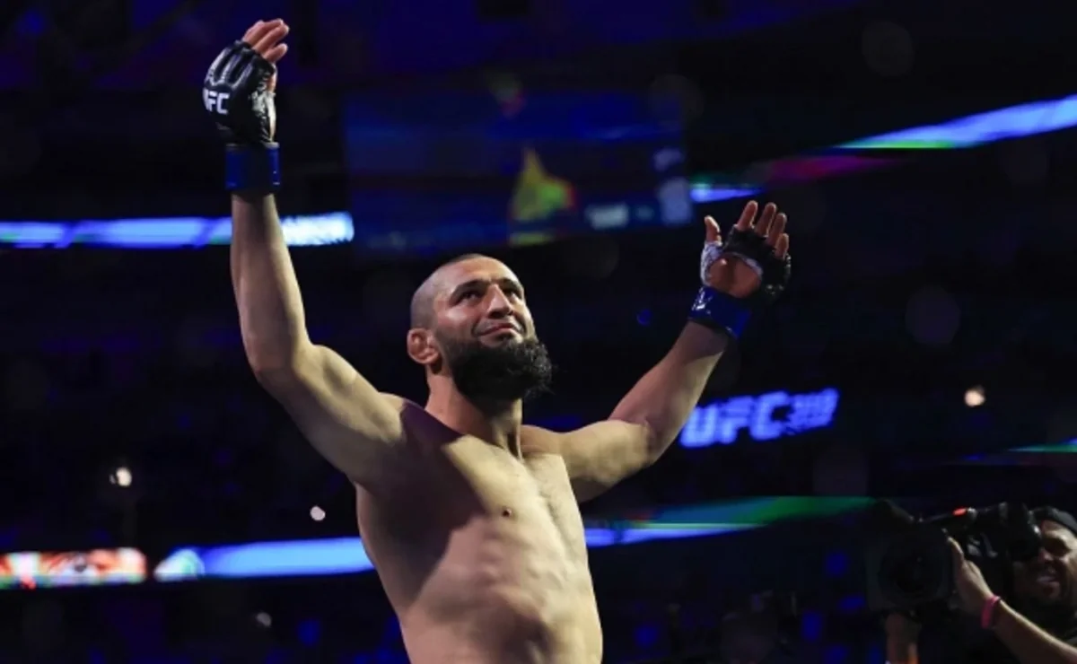 Hamzat Çimayev UFC tarixinin ən peşəkar döyüşçüsünün adını açıqladı