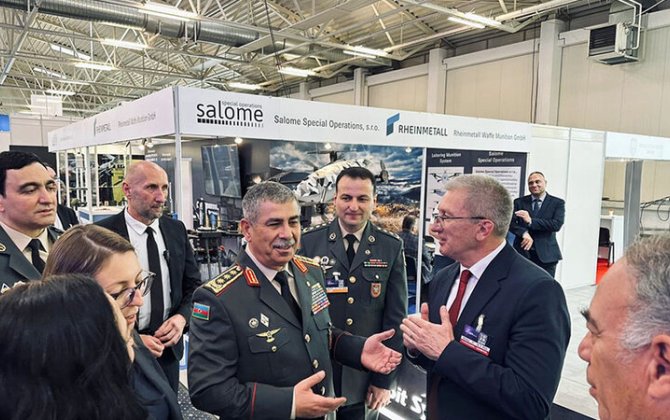 Zakir Həsənov Slovakiyada beynəlxalq müdafiə sərgisində iştirak etdi - FOTO