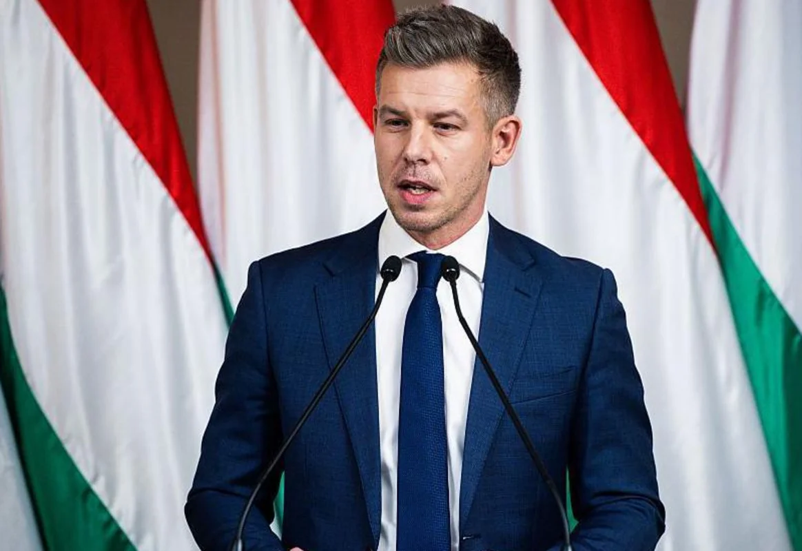 Macarıstanın yeni baş naziri dövlət iqamətgahından imtina etdi - FOTO