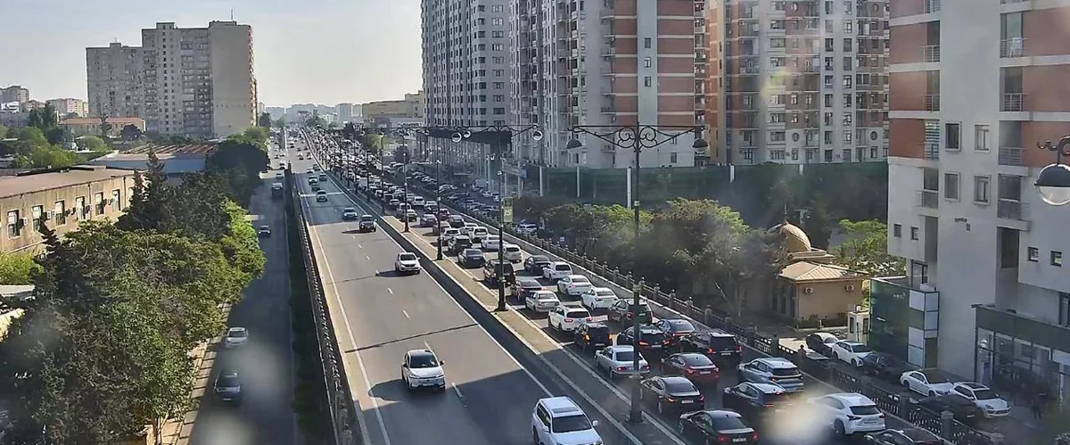 Bakının bu küçələrində sıxlıq var - SİYAHI
