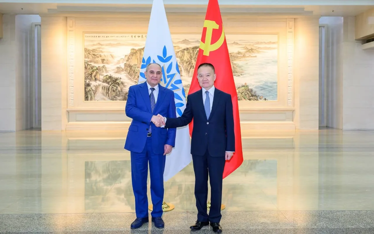 YAP ilə Çin Kommunist Partiyası arasında əməkdaşlıq məsələləri müzakirə olundu - FOTO