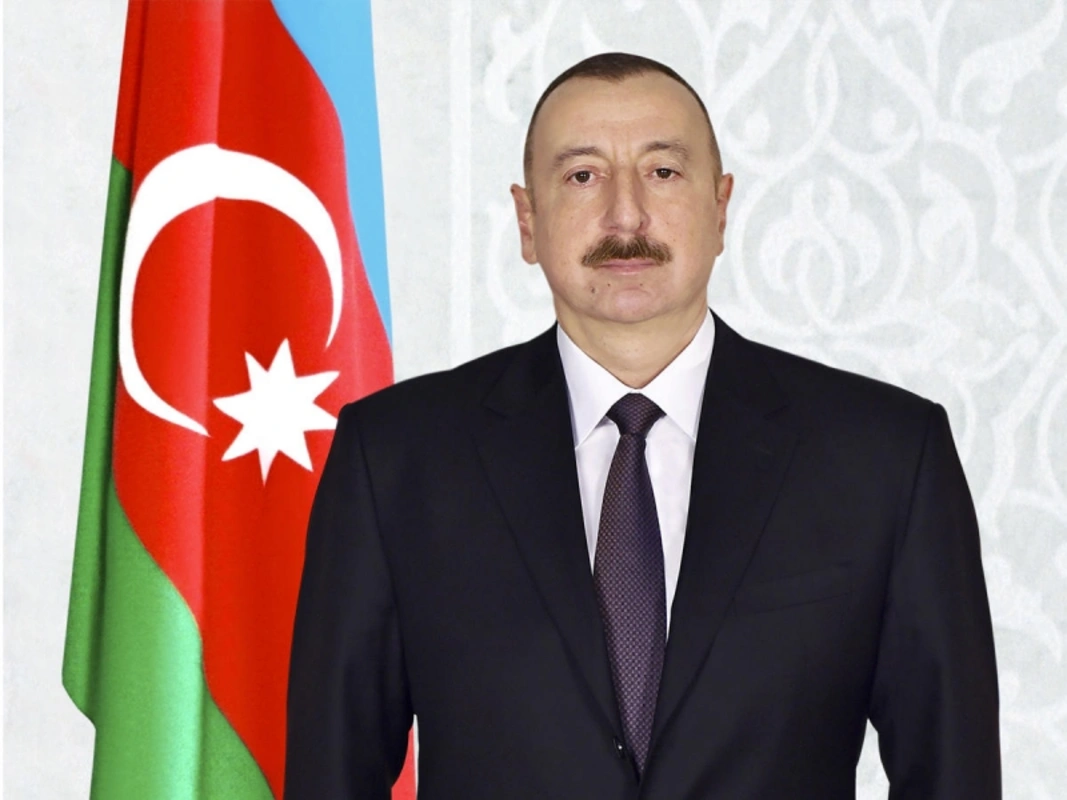 İlham Əliyev Kasım-Jomart Tokayevi doğum günü münasibətilə təbrik edib