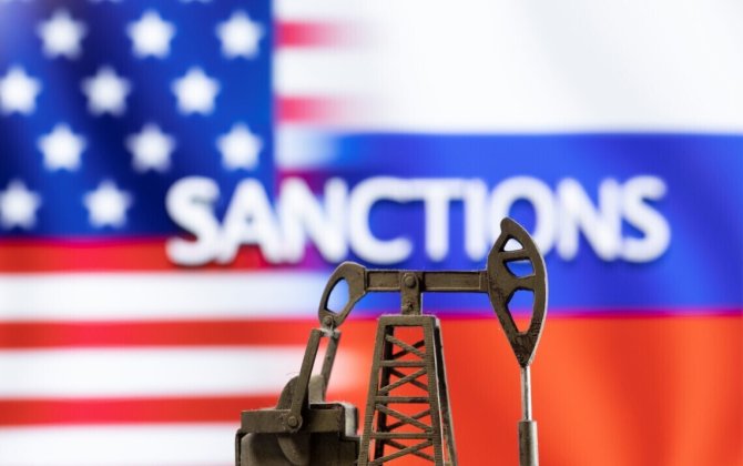 США продлевают послабления для поставок российской нефти