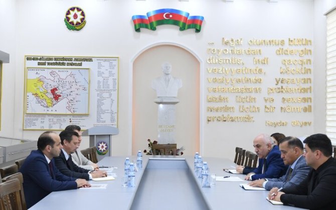 Dövlət Komitəsində AzQAC və IFRC Azərbaycan nümayəndəliyinin əməkdaşları ilə görüş keçirilib - FOTO