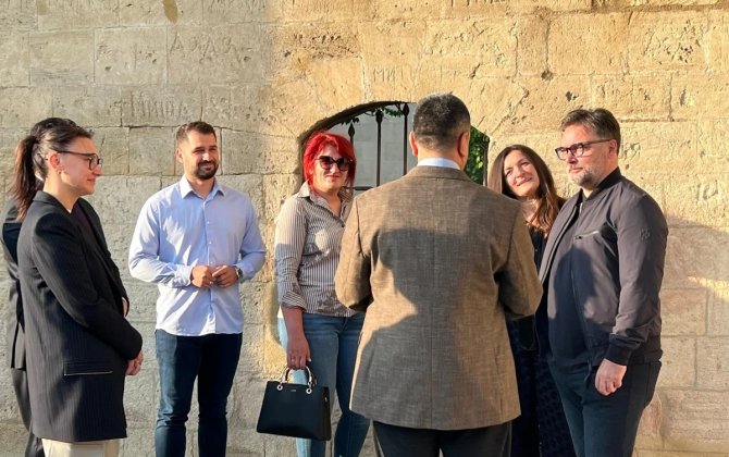 Bosniya və Herseqovina Nazirlər Şurasının sədr müavini İçərişəhəri ziyarət edib - FOTO