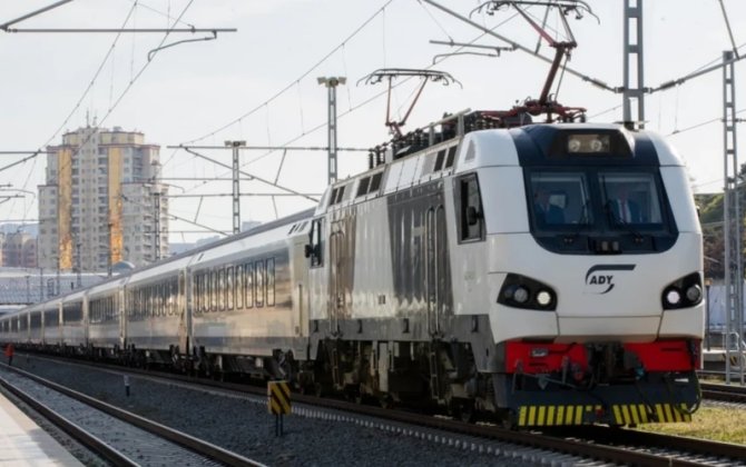 Gürcüstana dəmir yolu ilə giriş-çıxışa icazə verildi