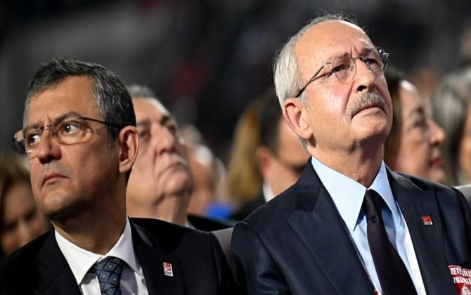 Özgür Özel vəzifəsindən kənarlaşdırılıb, Kamal Kılıçdaroğlu CHP sədri postuna bərpa edilib